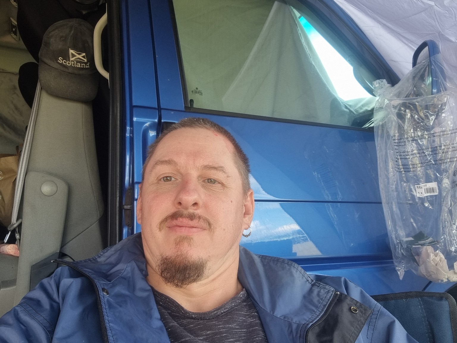 Beim Camping am VW T4